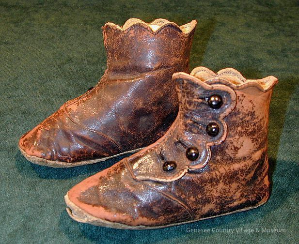 Shoe
