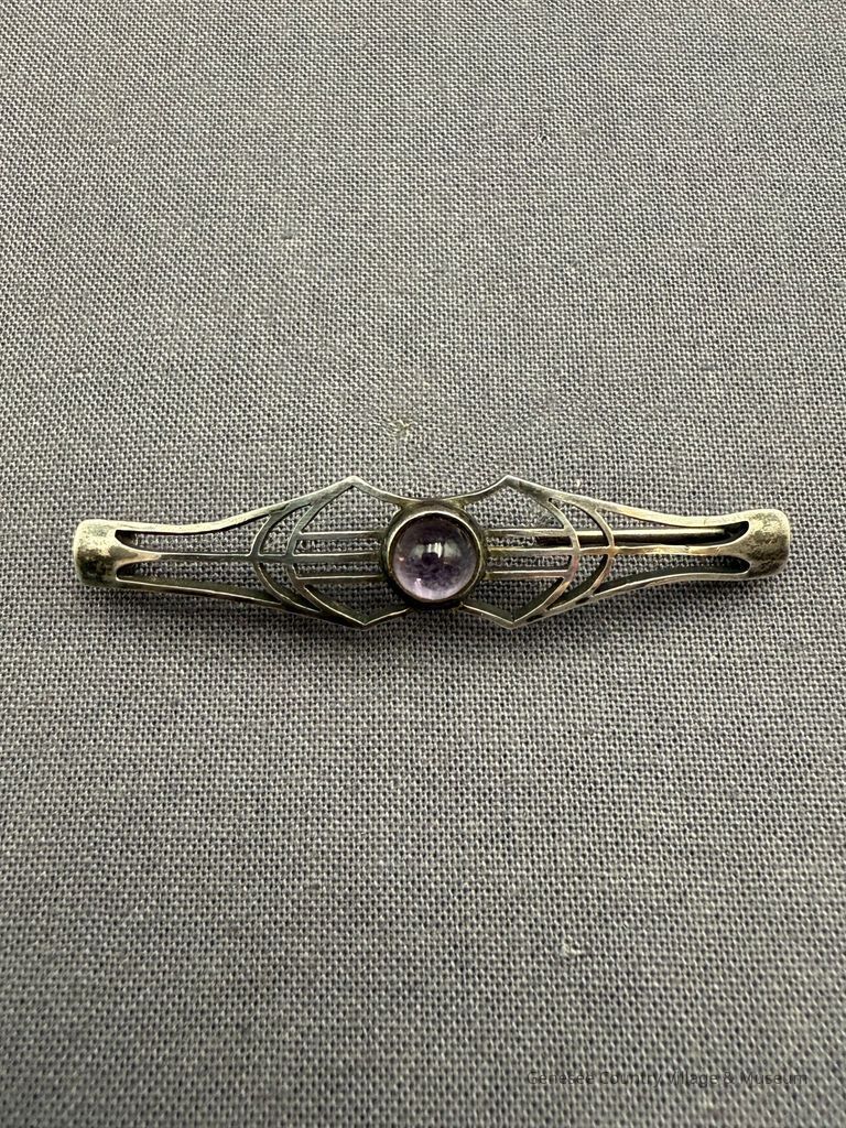 Bar Pin