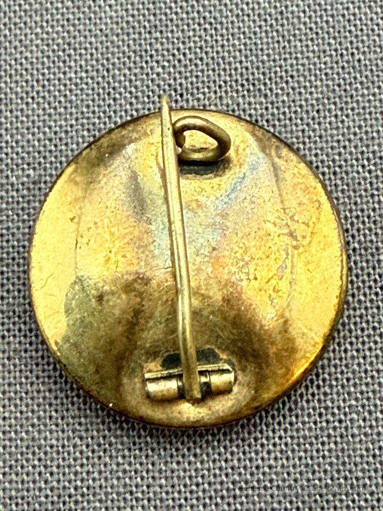 Brooch - Image 2