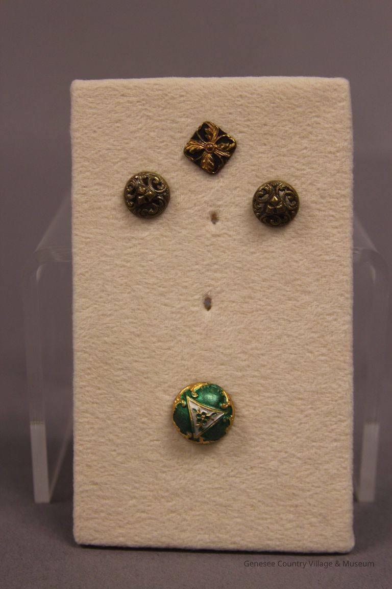 Button - Image 4
