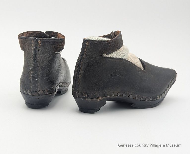 Clogs - Image 2