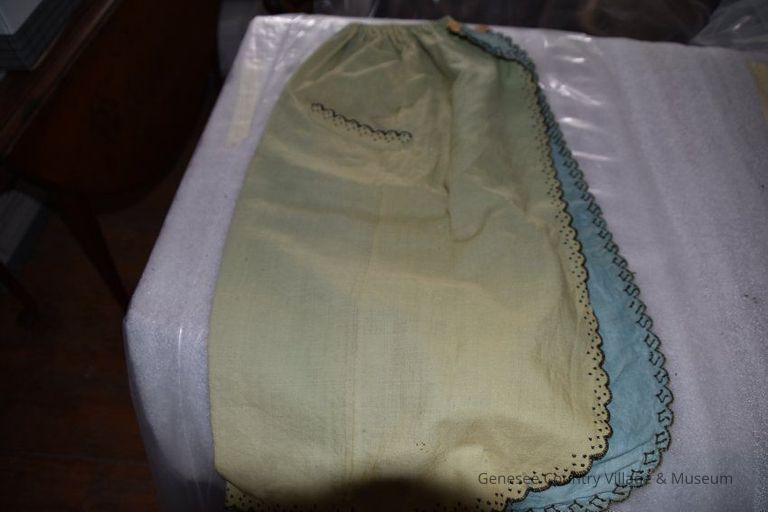 Apron - Image 2