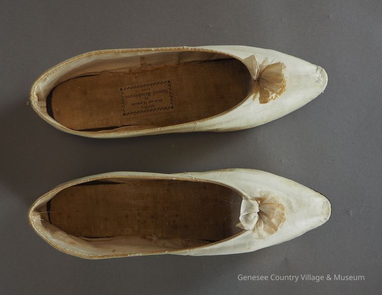 Slippers - Image 2