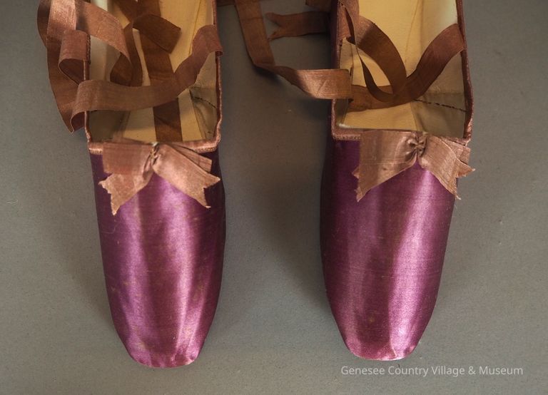 Slippers - Image 6