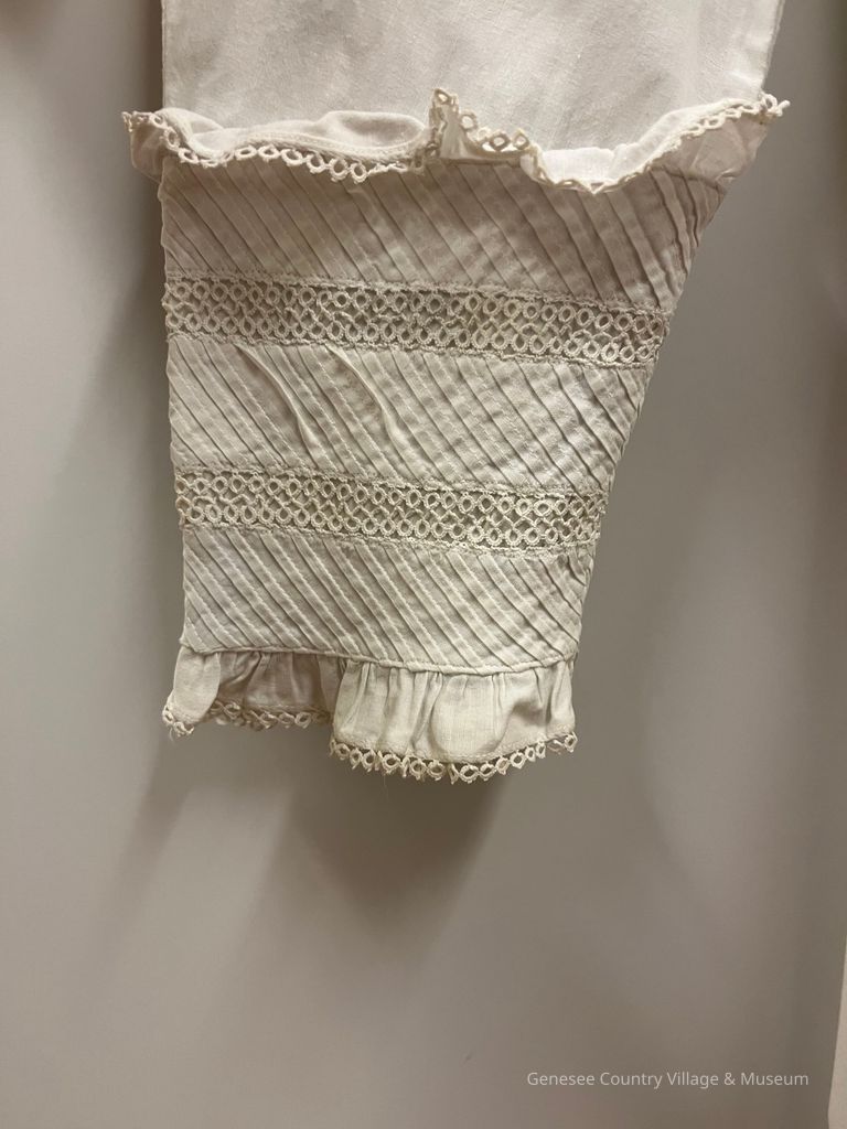 Gown, Dressing - Image 4