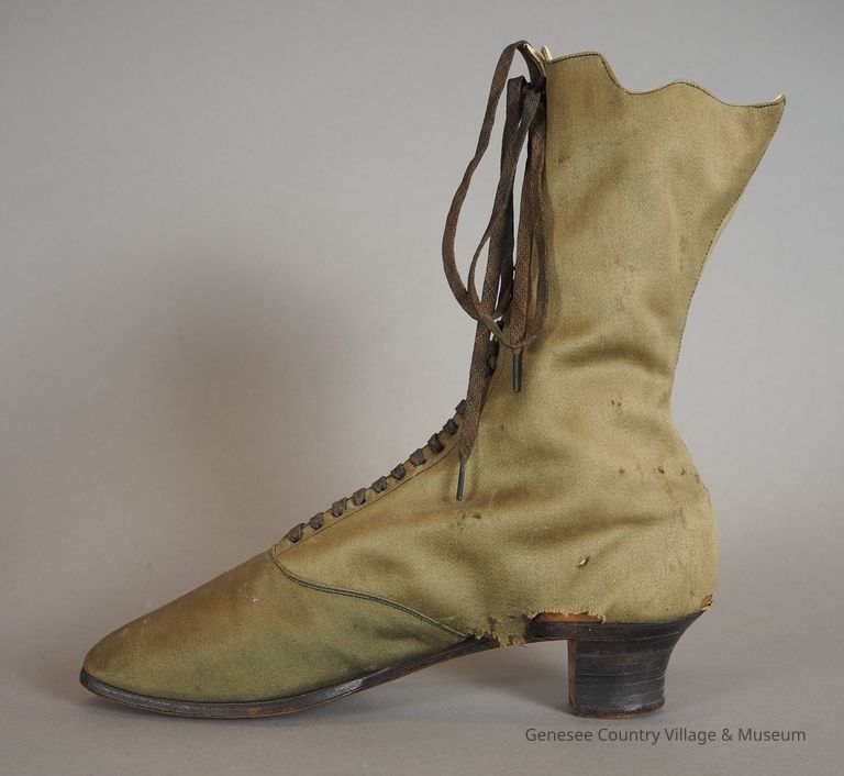 Boots - Image 5