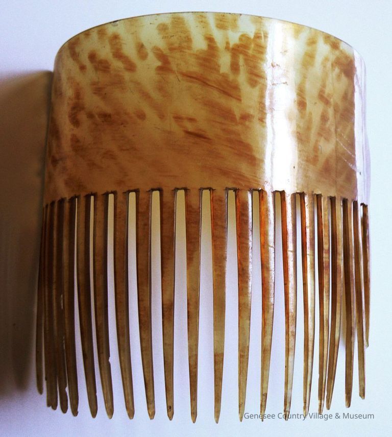 Comb, Ornamental