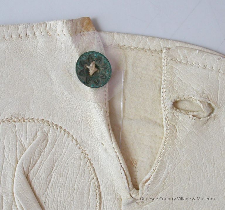 Glove - Image 4