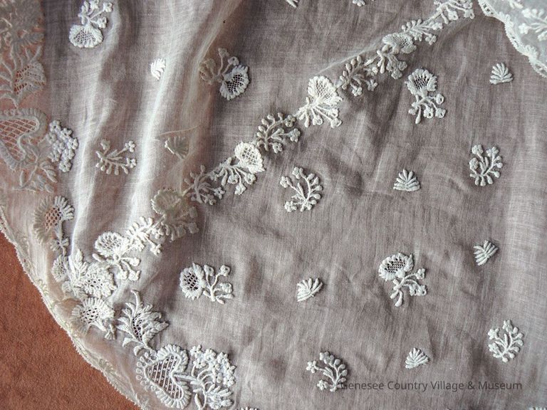 Capelet - Image 3