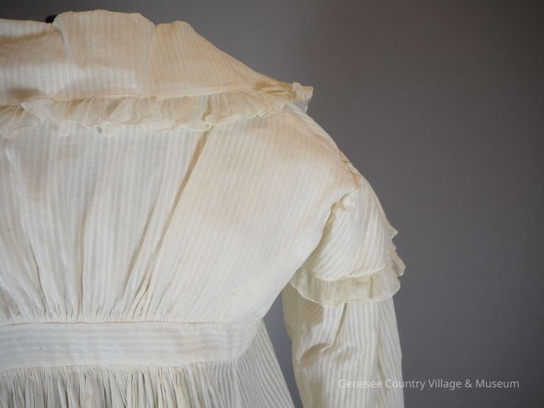 Pelisse - Image 15