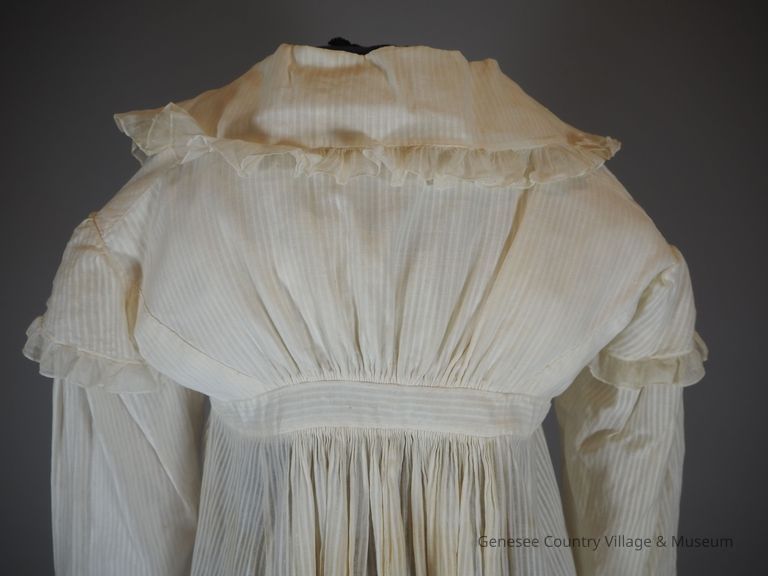 Pelisse - Image 16