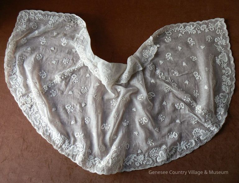 Capelet - Image 4