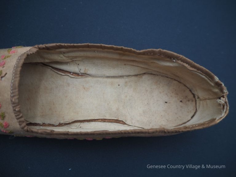 Slippers - Image 8