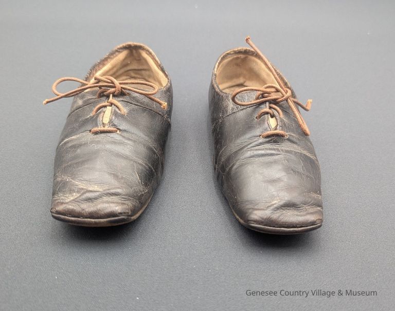 Shoes - Image 2