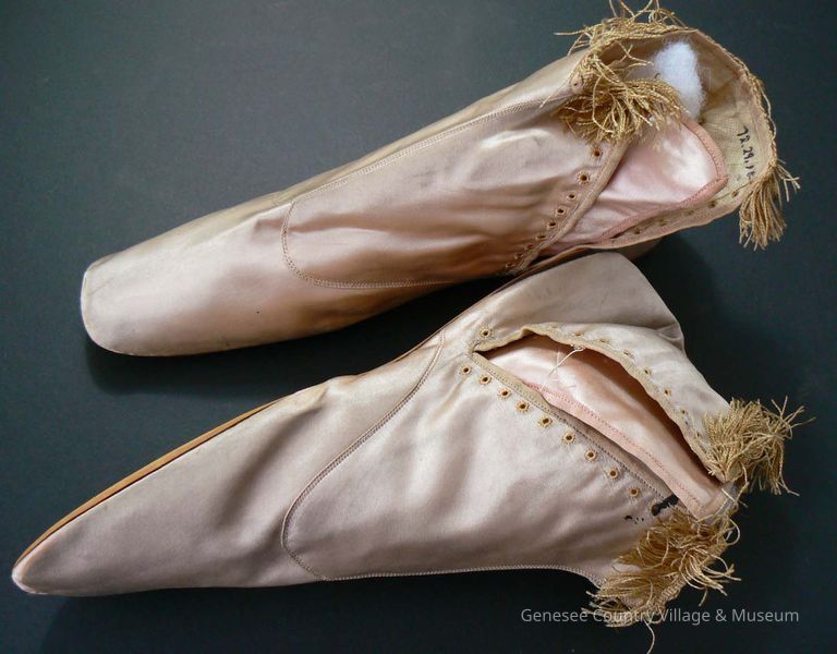 Bootee - Image 2