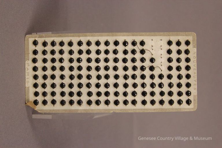 Button - Image 10