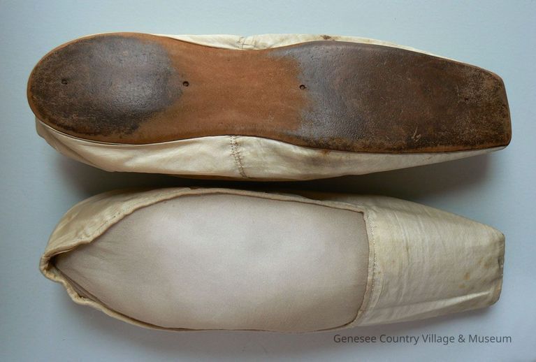 Shoe - Image 2