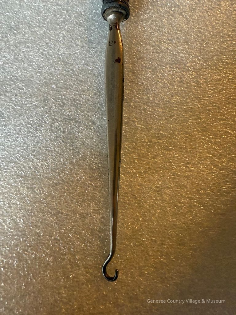 Buttonhook - Image 3