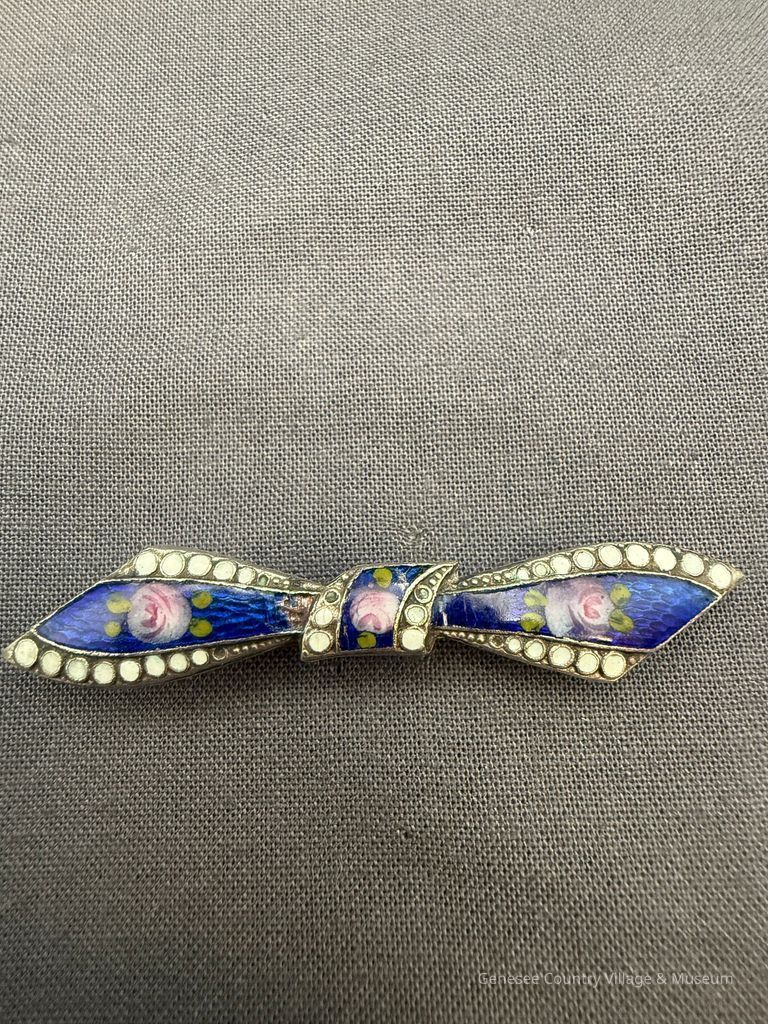 Bar Pin