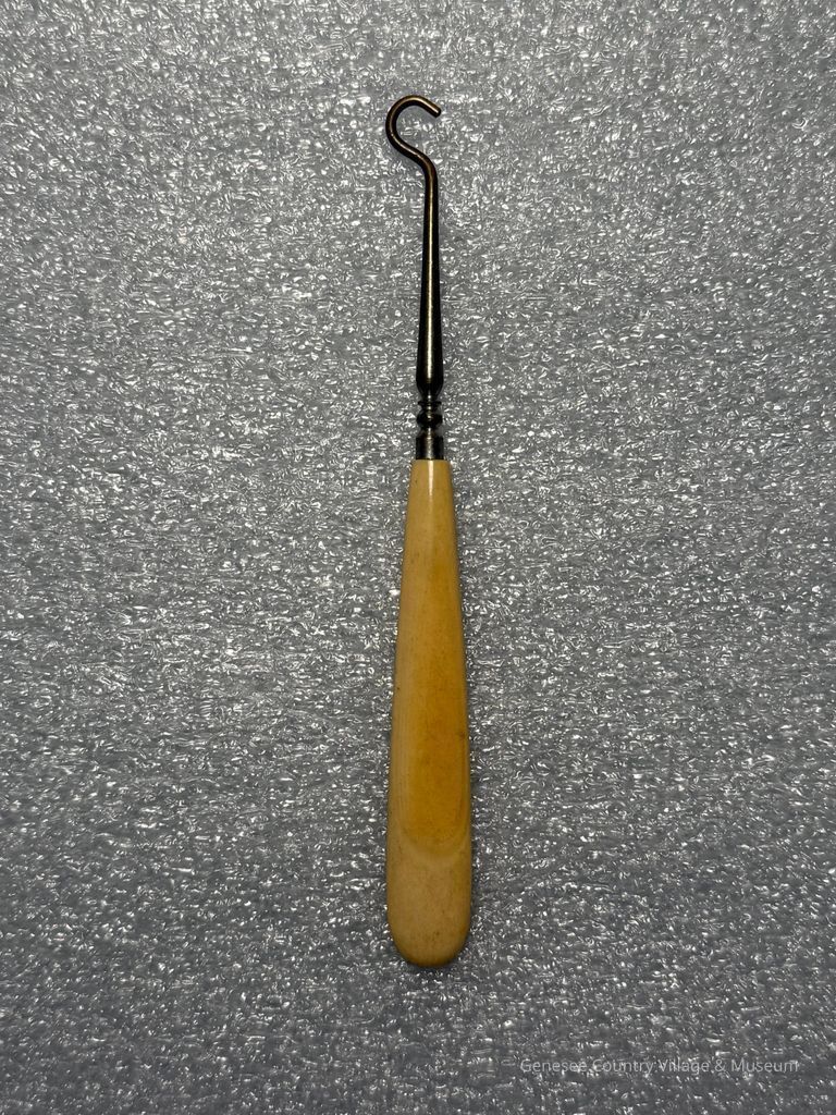 Buttonhook - Image 2