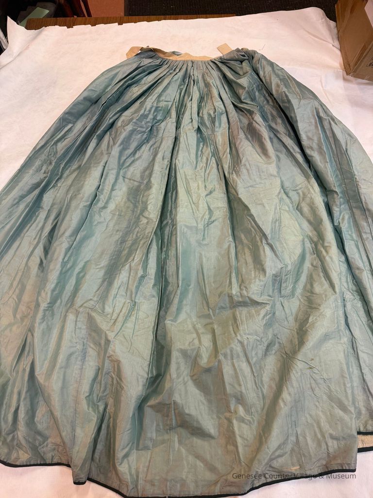 Wedding Dress - Image 11