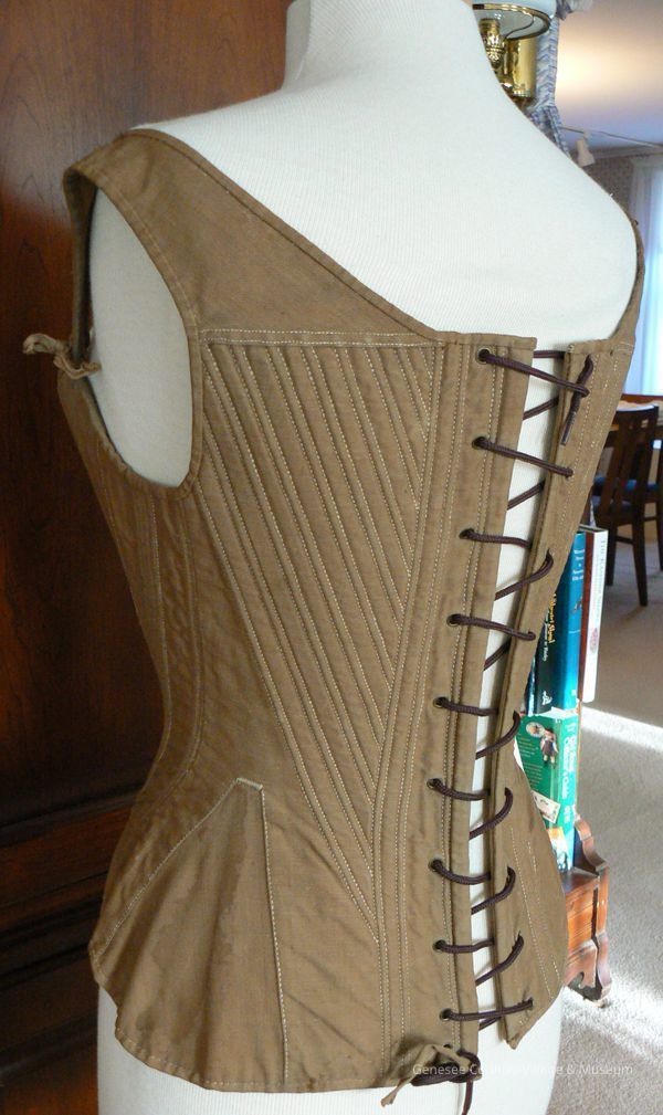 Corset - Image 2