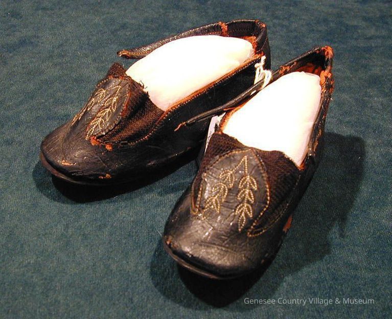 Shoe