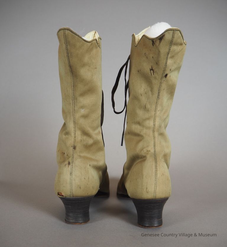 Boots - Image 11
