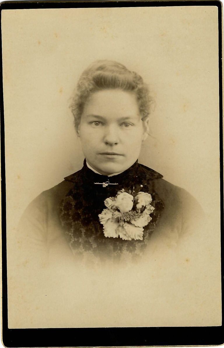 Cabinet Card