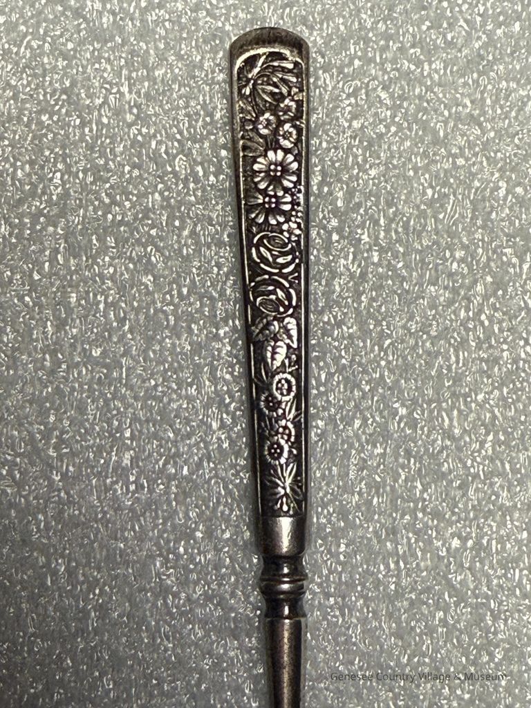 Buttonhook - Image 3