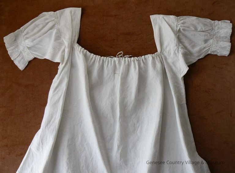 Chemise