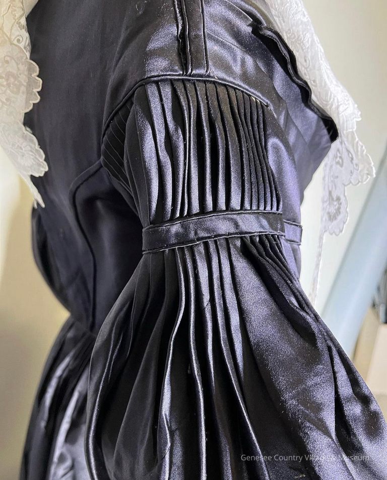 Dress - Image 3