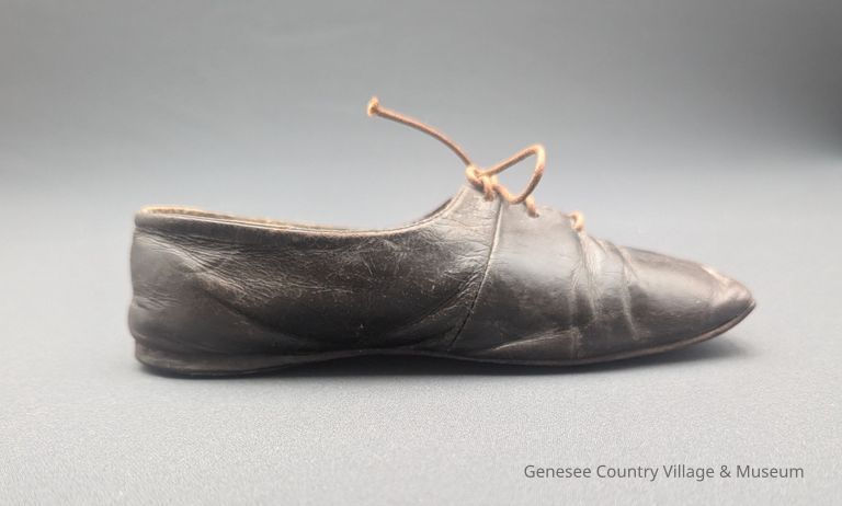 Shoes - Image 6