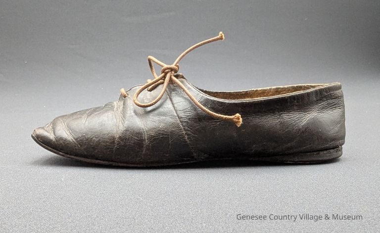 Shoes - Image 7