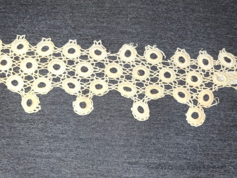 Notion, Lace