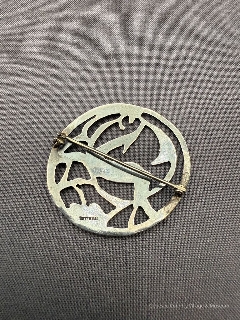 Brooch - Image 2