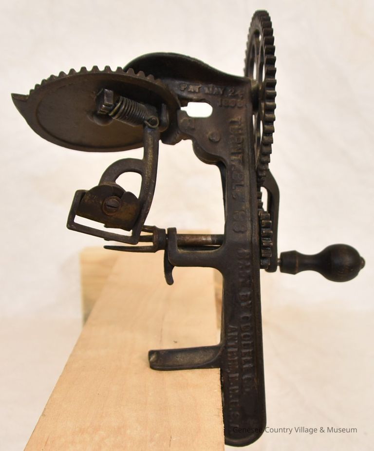 Fruit Peeler - Image 2
