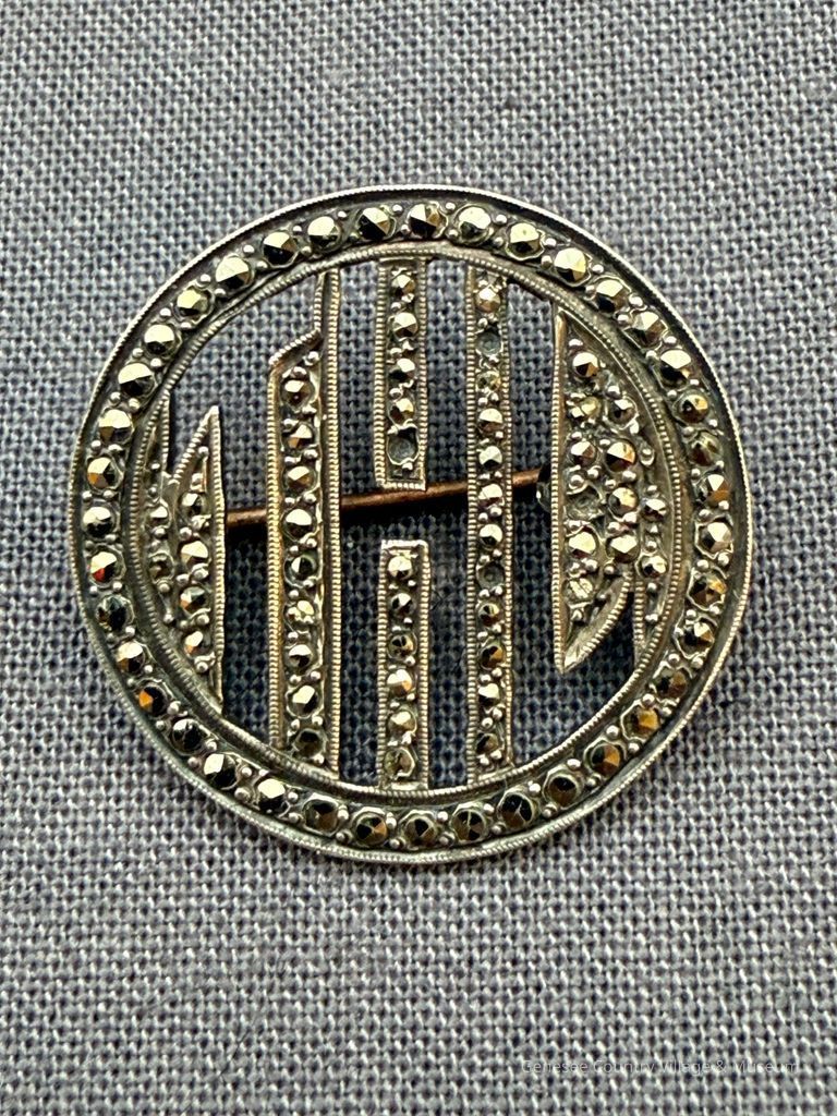 Scatter Pin