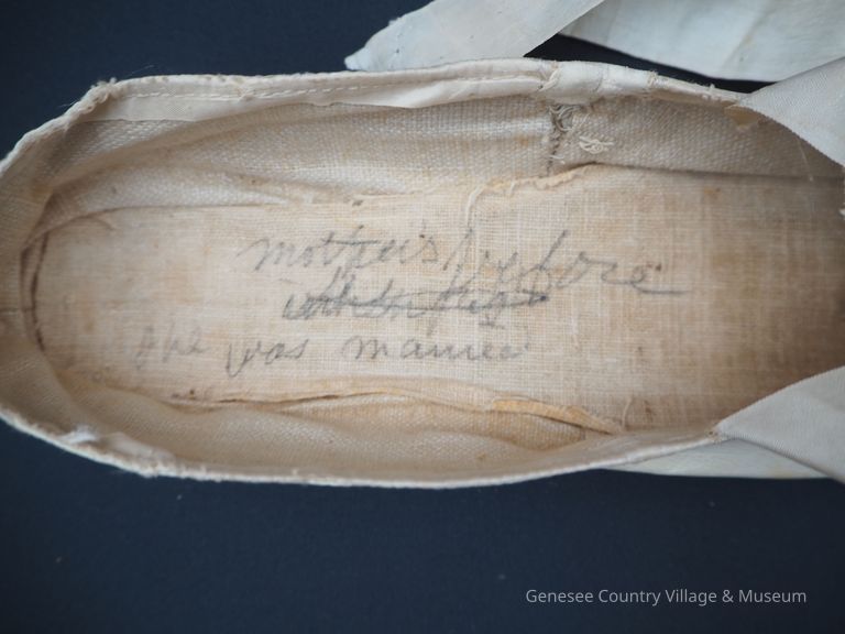 Slippers - Image 7