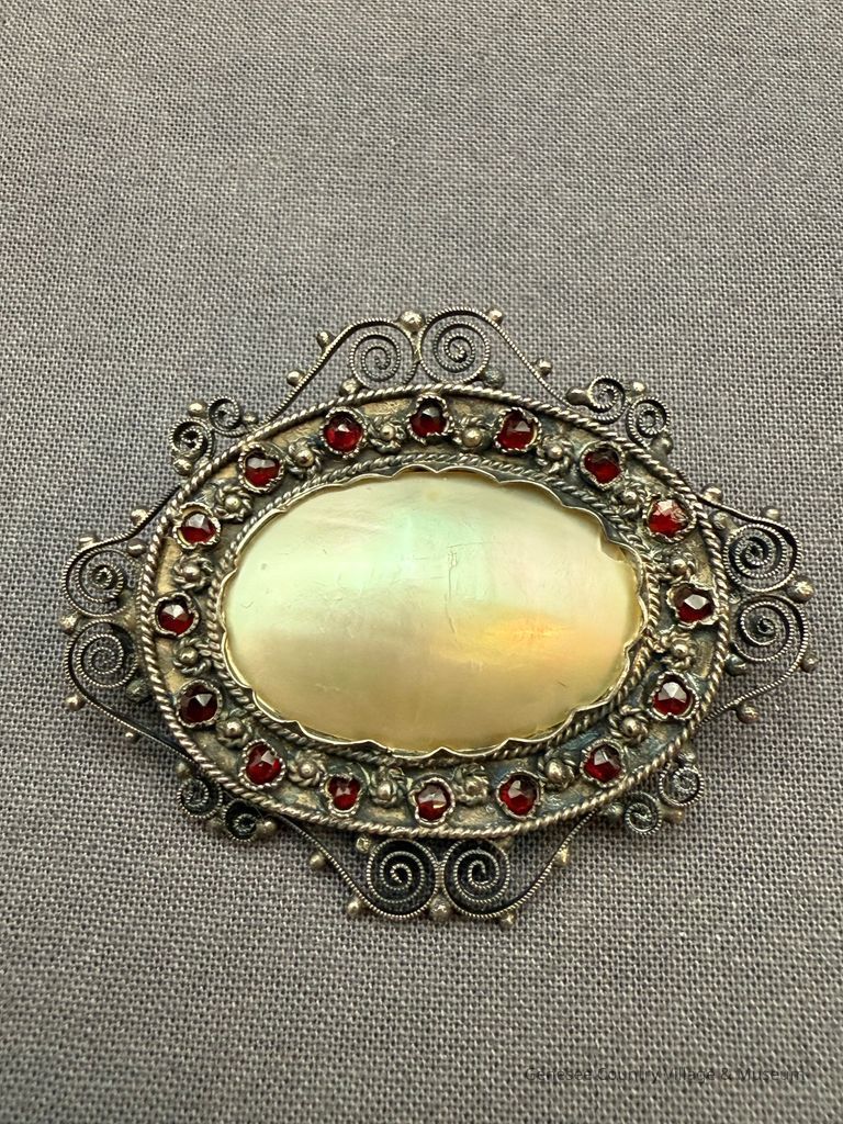 Brooch