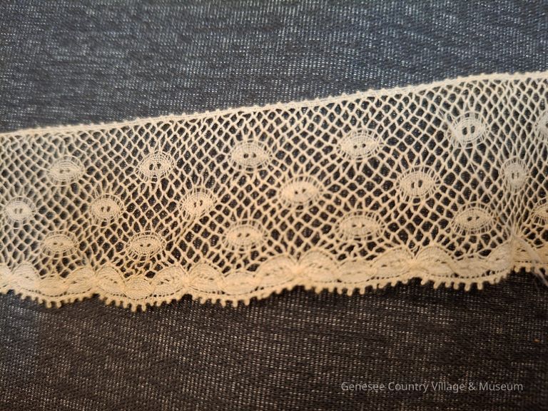 Notion, Lace