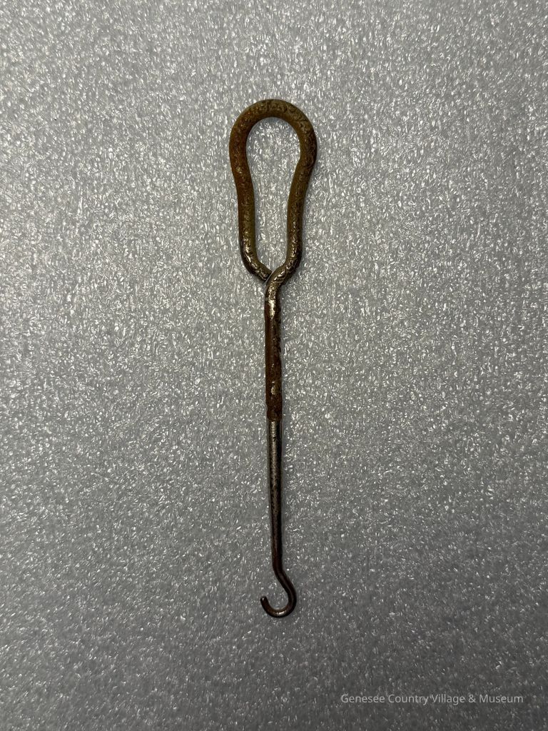 Buttonhook