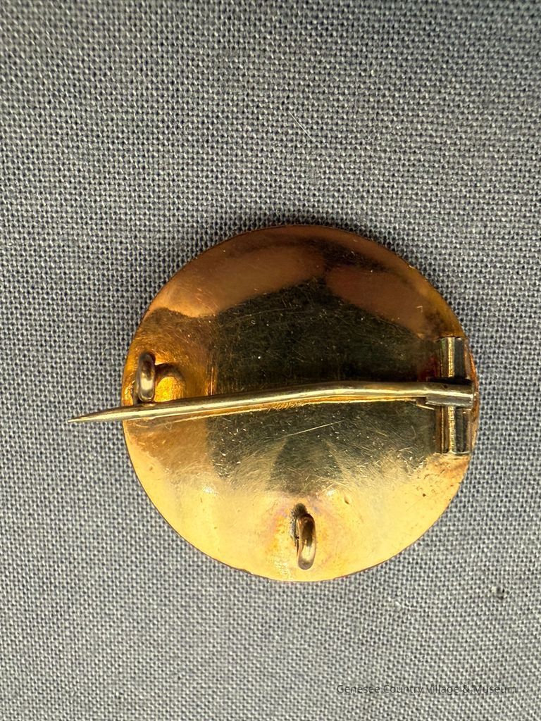 Brooch - Image 2
