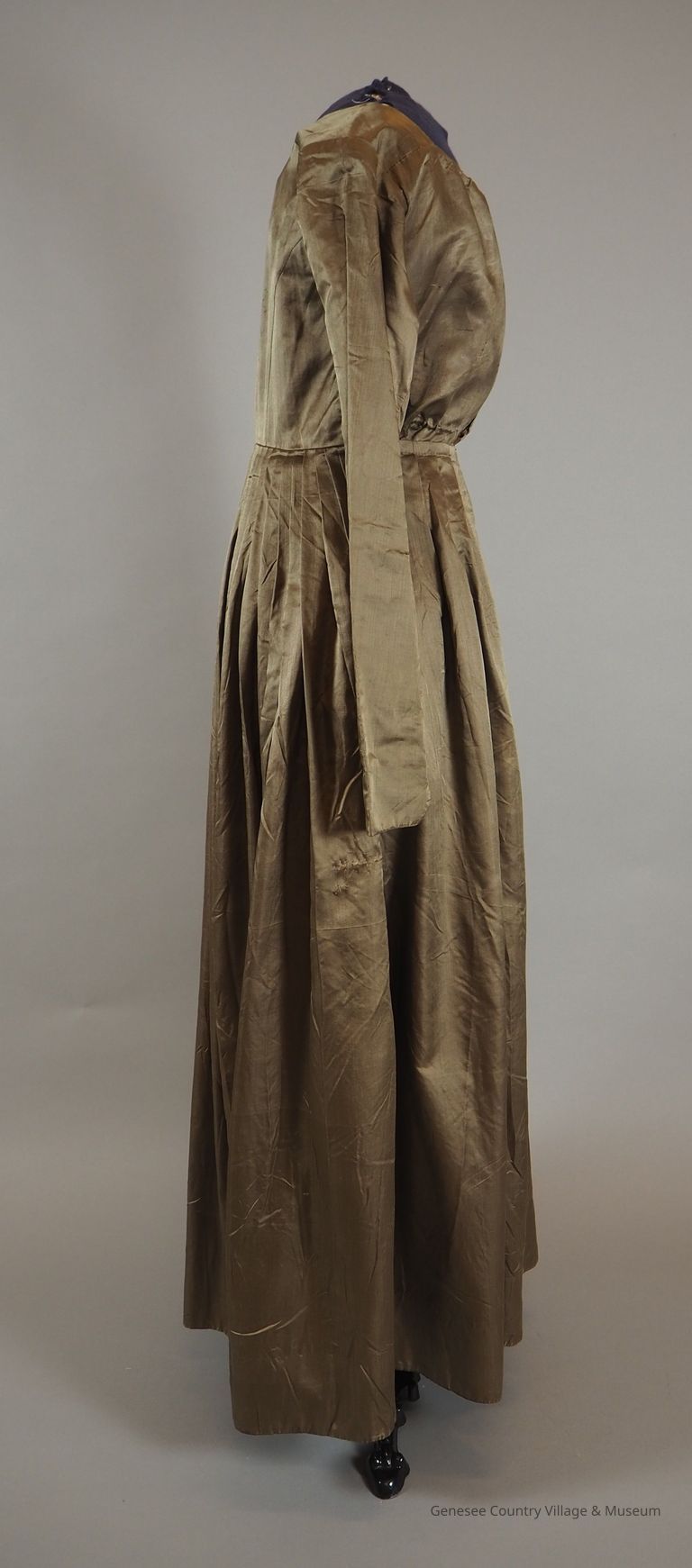 Dress - Image 7
