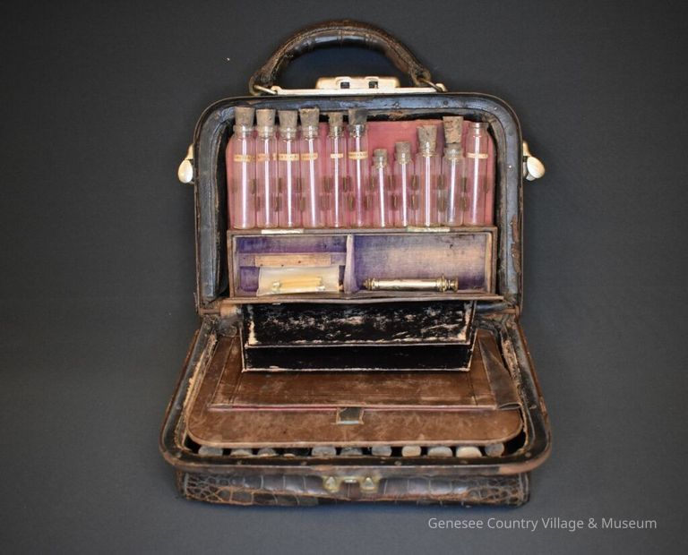 Medical Bag - Image 3