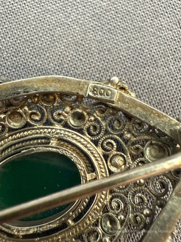Brooch - Image 3