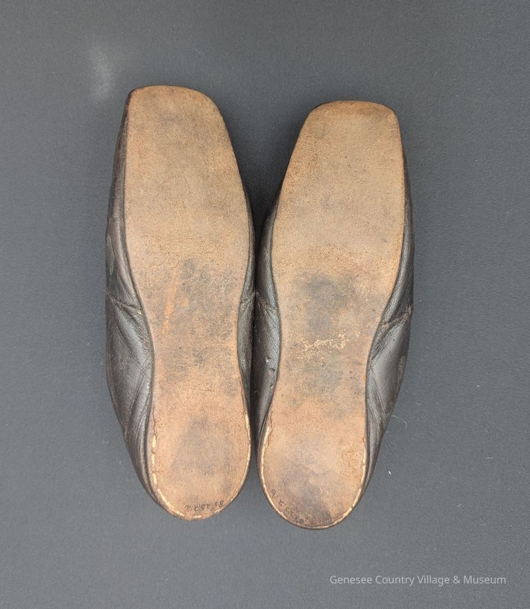 Shoes - Image 9