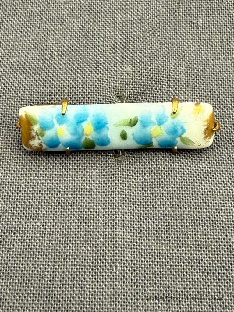Lingerie Pin