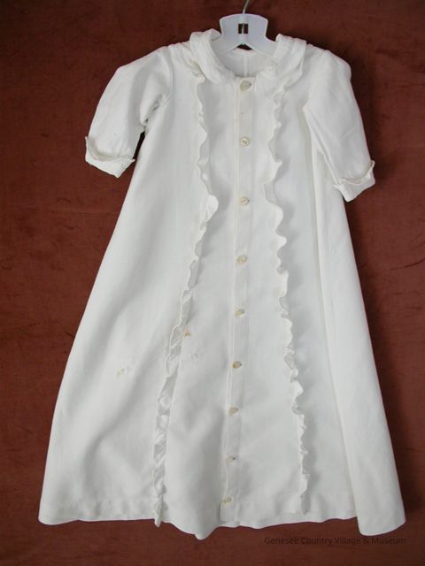 Gown, Dressing