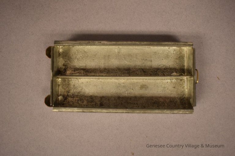 2012.015.01c (small evaporator tray)